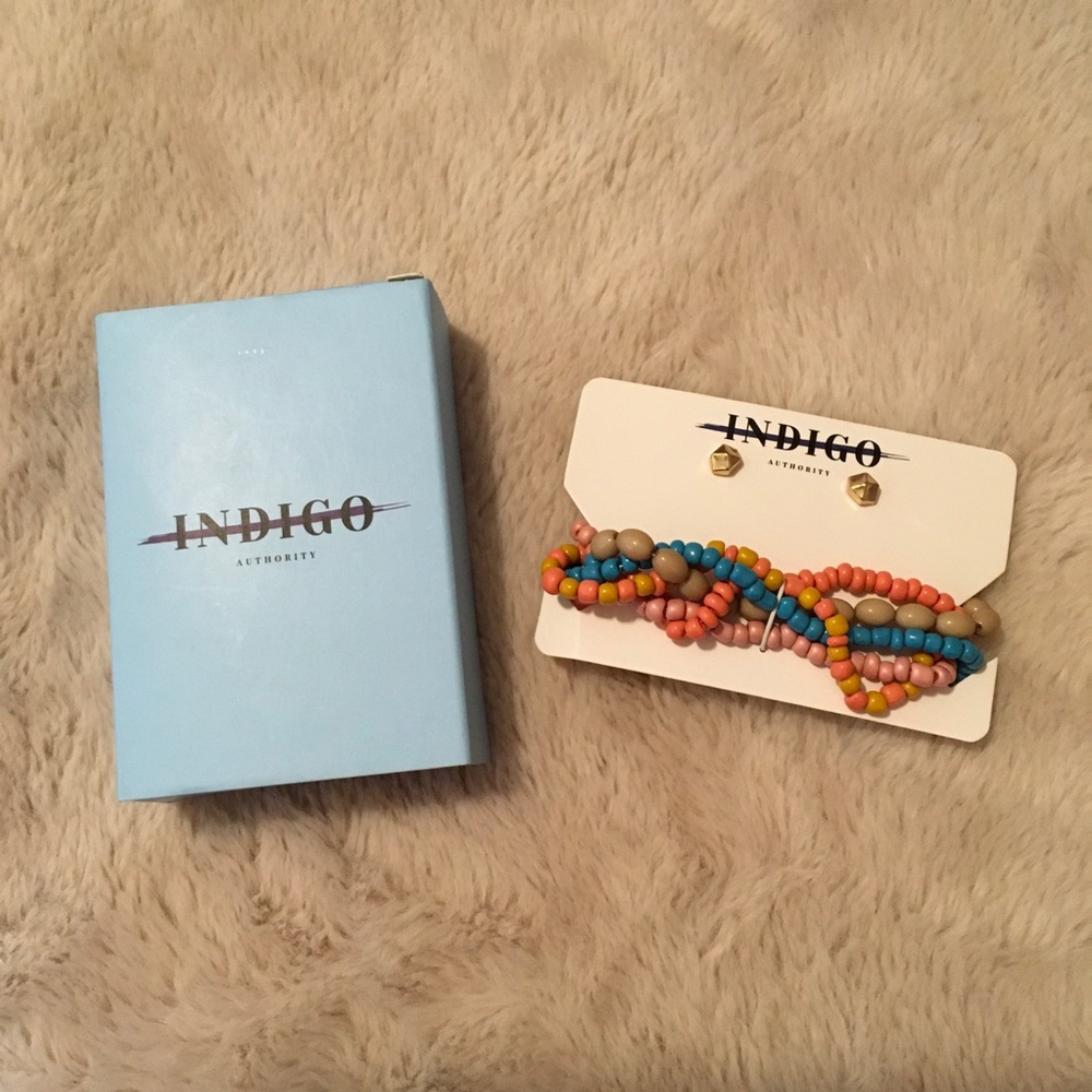NWT Indigo Authority Monarch Beaded Bracelet & Earring Set